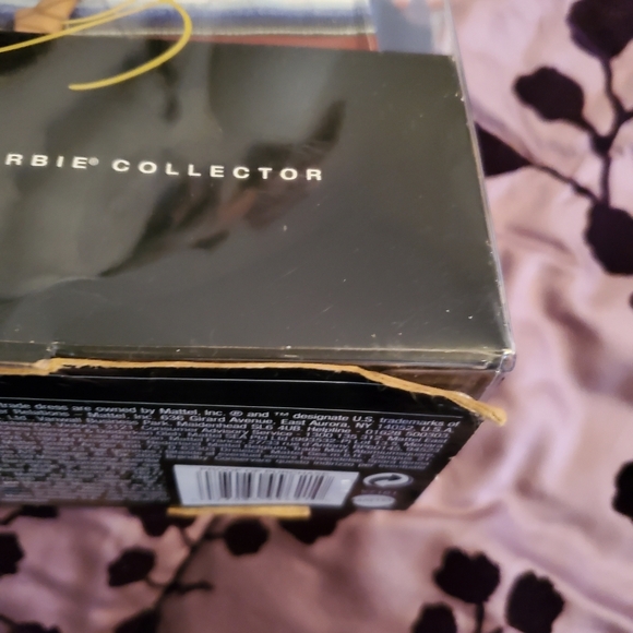 Farrah Fawcett Black Label Collectors Barbie *Damaged Box* - Picture 3 of 16
